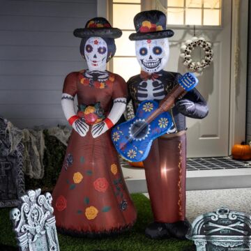 Inflatable Light-up Day Of The Dead Couple Outdoor Yard Decoration - 5 Ft