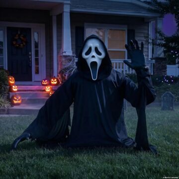 4 Ft Ghost Face Waving Grave Breaker™
