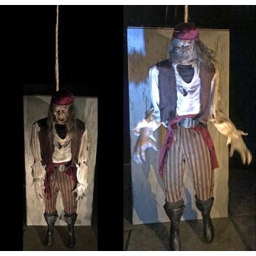 Pirate Hangman Thrasher - PHT1141