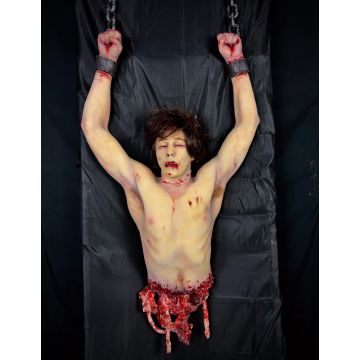 CX Half Body: Hanging Around