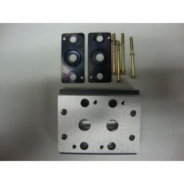 Manifold for 4-Way Solenoid Valves with 1/8 Inch Ports