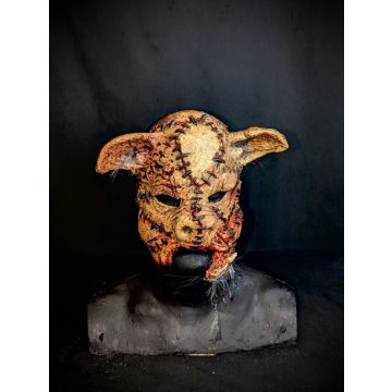 Mask: Pig