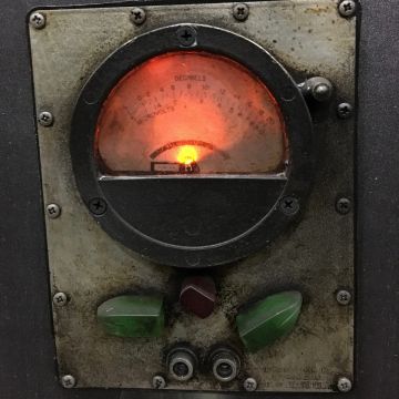 Round Gauge with Face Plate