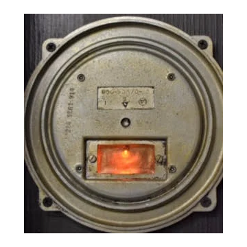 Art Deco Reset Switch