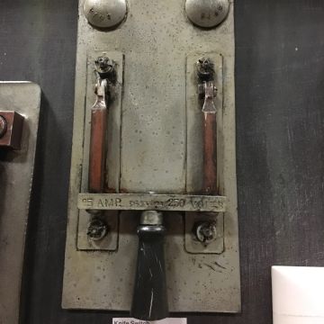 Knife Switch